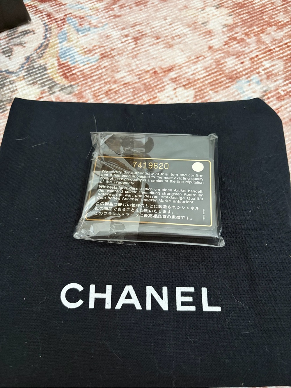 CHANEL Black Quilted Caviar Leather Tote with Interlocking CC - Picture 4 of 12